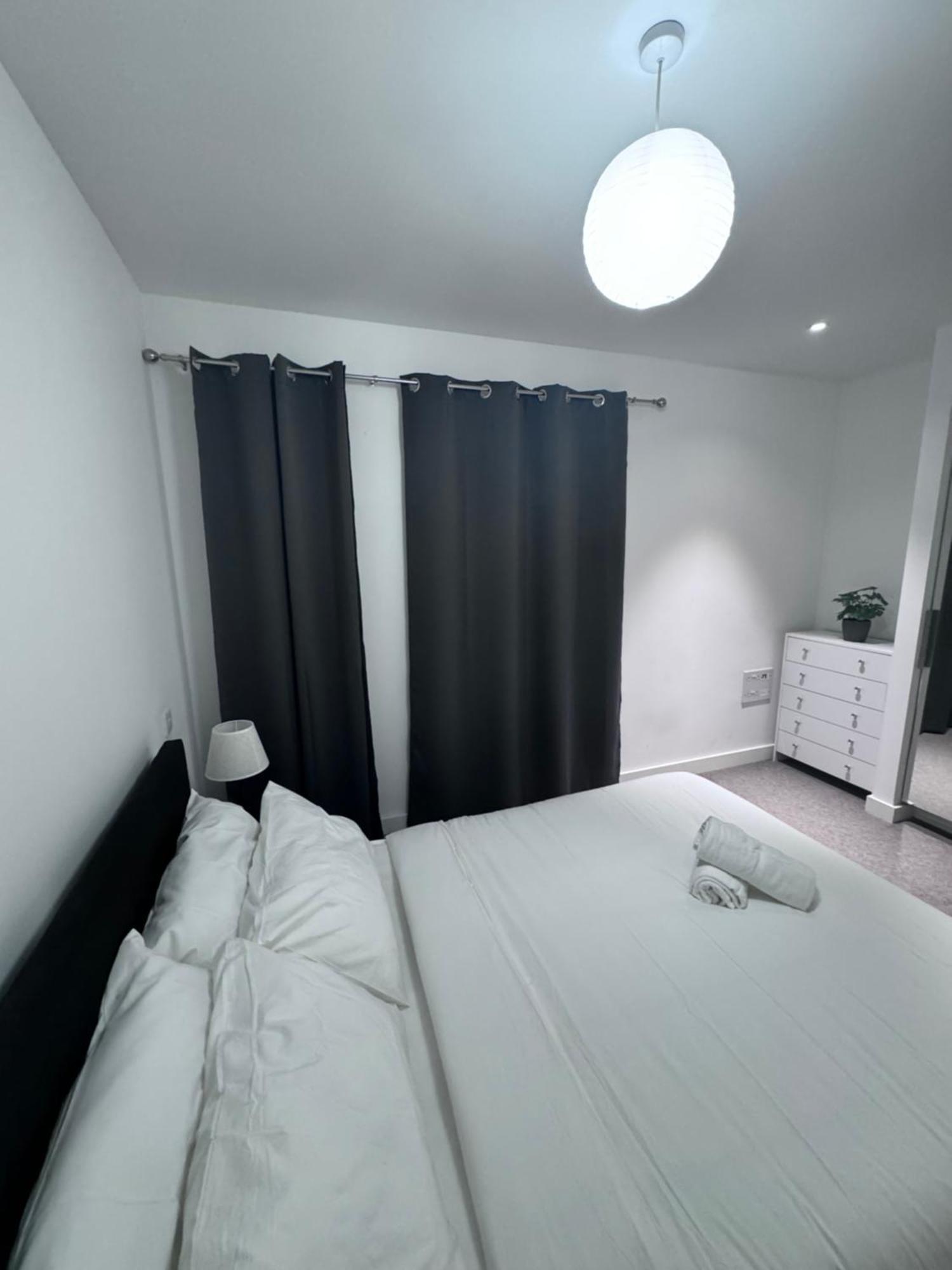 Canning Town London Hub Aptmt Екстериор снимка