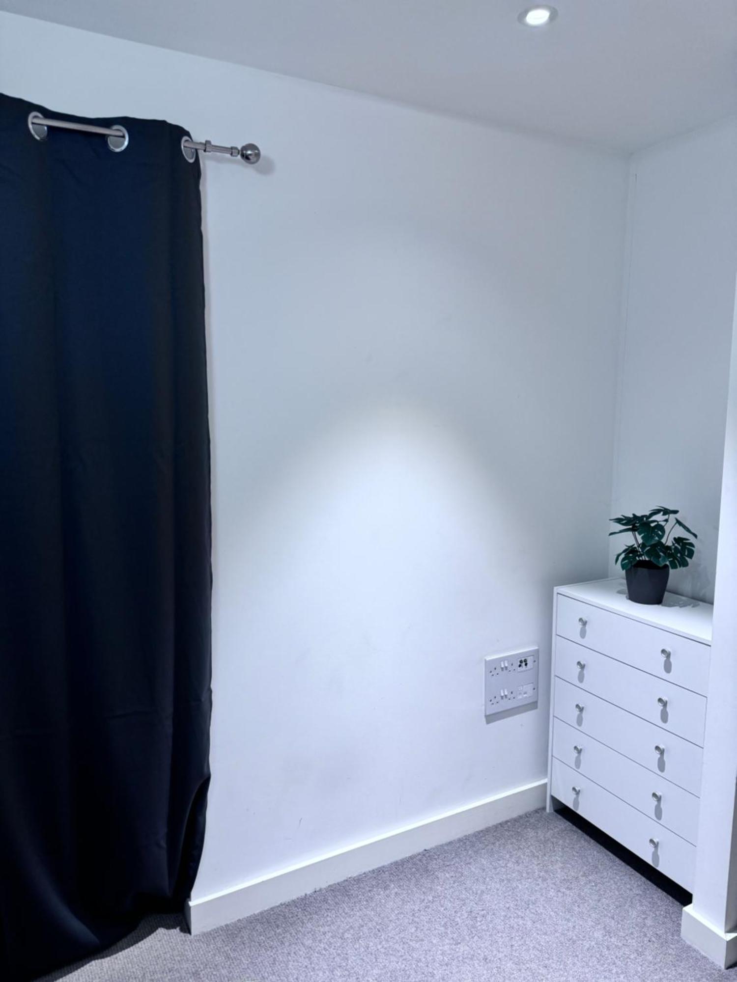 Canning Town London Hub Aptmt Екстериор снимка