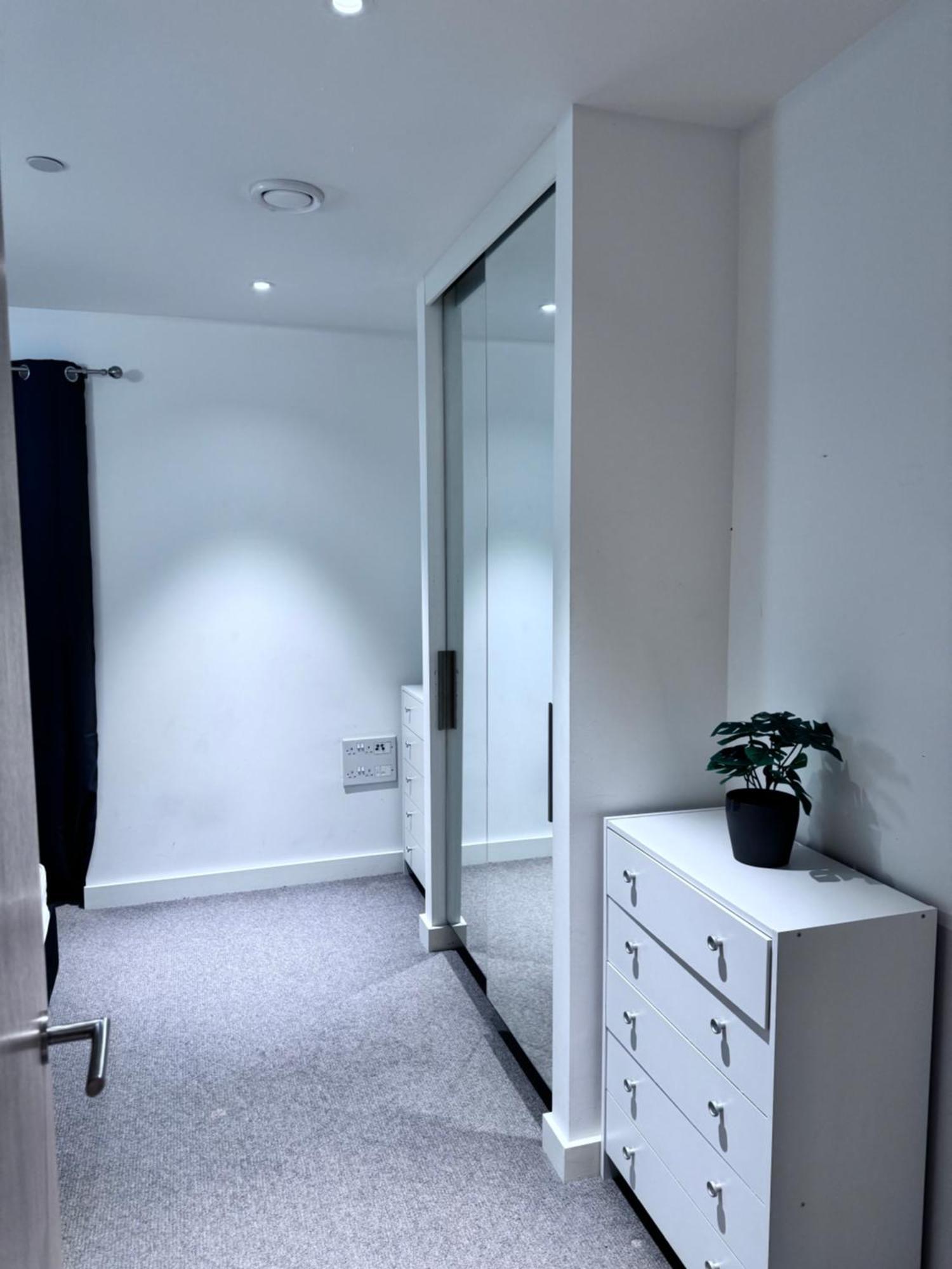 Canning Town London Hub Aptmt Екстериор снимка